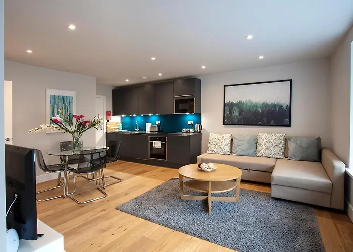 Hampden Apartments - The Edward