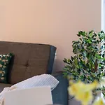Windsor Luxury Studio Apartment