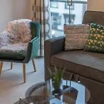 Windsor Luxury Studio Apartment