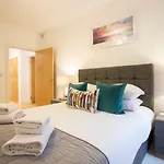 Urban Living\'S - The King Edward II Luxury Apartment In The Heart Of Windsor
