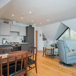 Pass The Keys Stunning 7 Sleeper Penthouse On Windsor Riverside