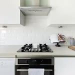 Pass The Keys Eton Penthouse With Amazing Castle River Views