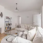 Prime Location, Walk To Windsor Castle & Shops