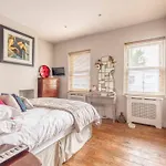 Stylish 2-Bed House With Office And Private Garden