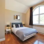 9 Lord Raglan House Windsor 2Br
