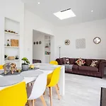 Large Modern Family Home Windsor