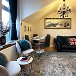 Alex\'S Place Near Windsor Castle