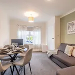 Stylish Apartment 5 Min Walk To Castle
