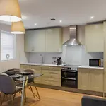 1Br Gem, Private Parking