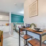 Charming 1Br Apartment Near Windsor Castle