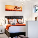 Cosy Windsor Luxury Studio