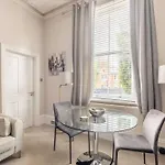 Charming Windsor Retreat, Cozy 1Bed, 1Bath
