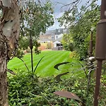Luxury Family Home In Central Windsor With Large Garden, Games Room, Office, Parking & Pet-Friendly