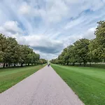 Hampden Apartments - The Elizabeth
