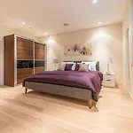 Hampden Apartments - The Catherine