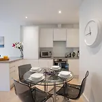 Hampden Apartments - The George