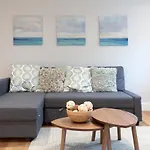 Hampden Apartments - The Diana