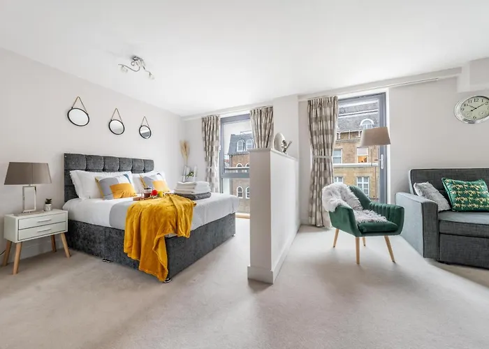 Windsor Luxury Studio Apartment