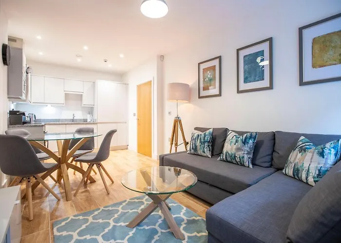 Urban Living\'S - The King Edward I Luxury Apartment In The Heart Of Windsor