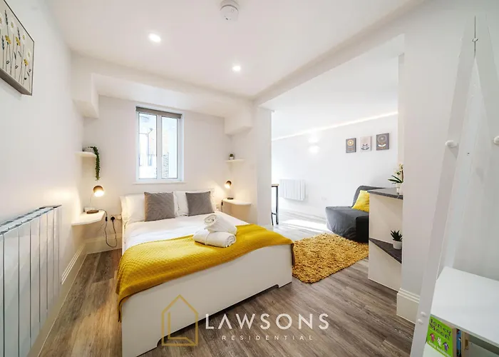 Central Living By Lawsons
