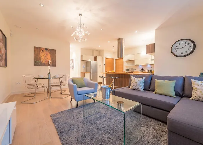 Hampden Apartments - The Catherine