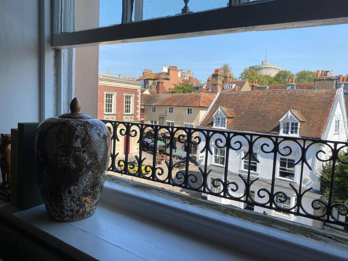 Letting Serviced - Guards View, * Windsor