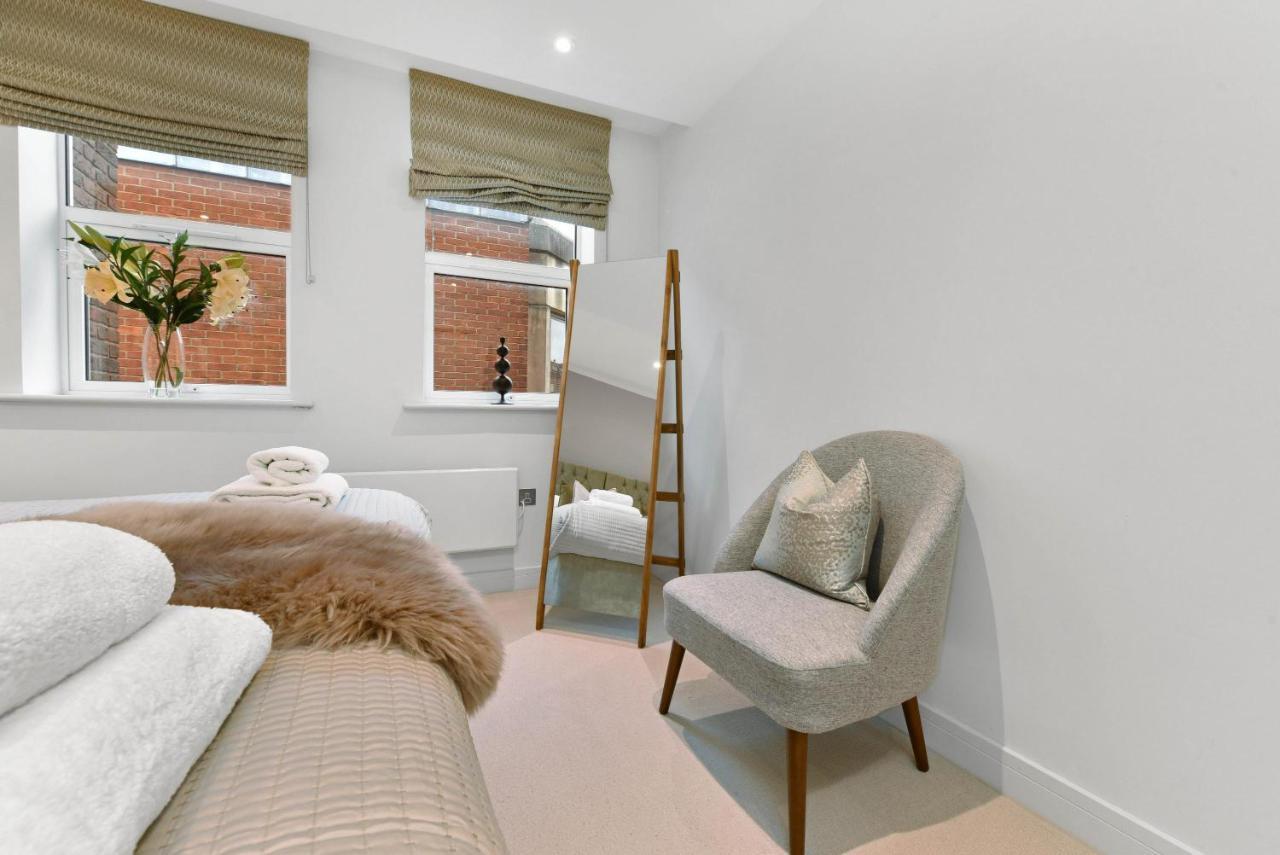 Apartment Elegant Close To Castle Windsor