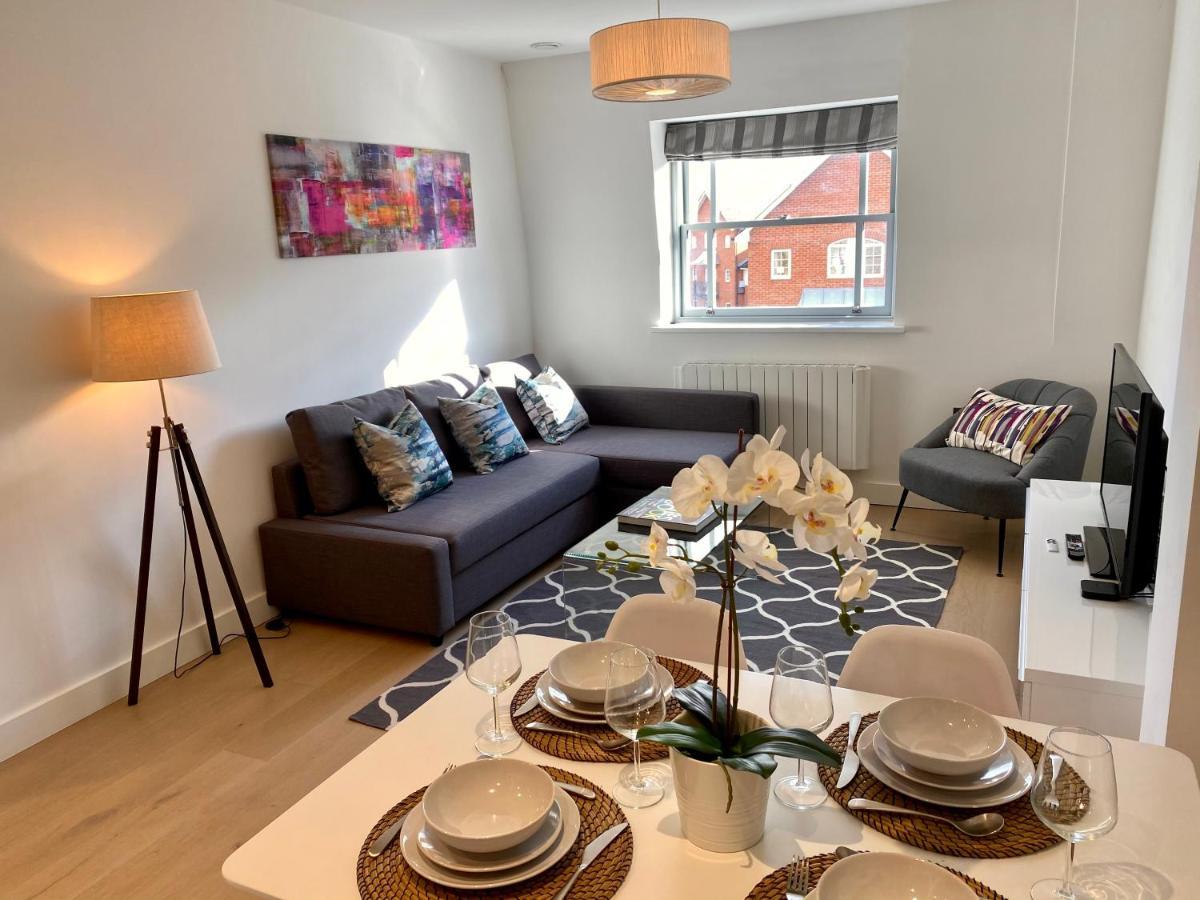 Urban Living's ~ King Edward Luxury In The Heart Of Windsor
