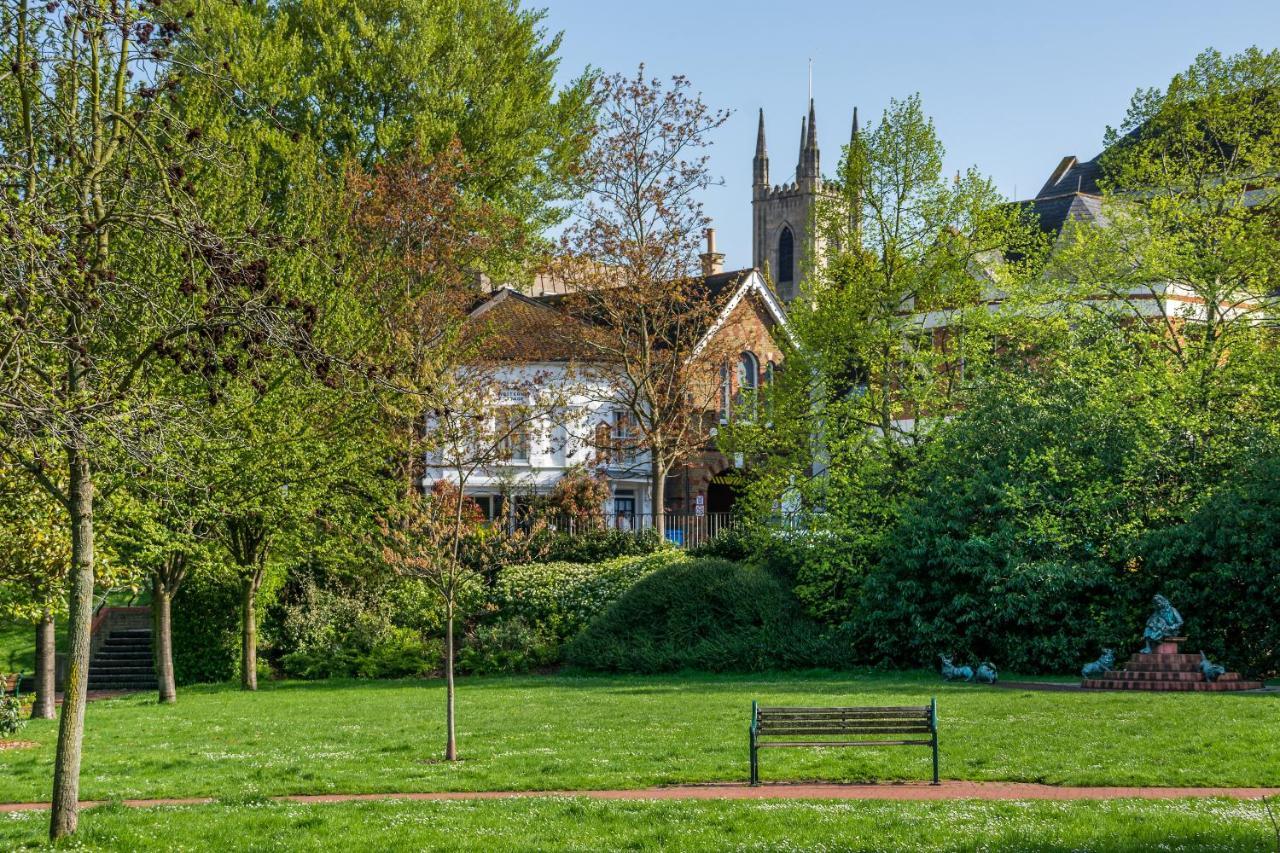 Castle Properties: The Duchess, 3 Bed Family Apartment
