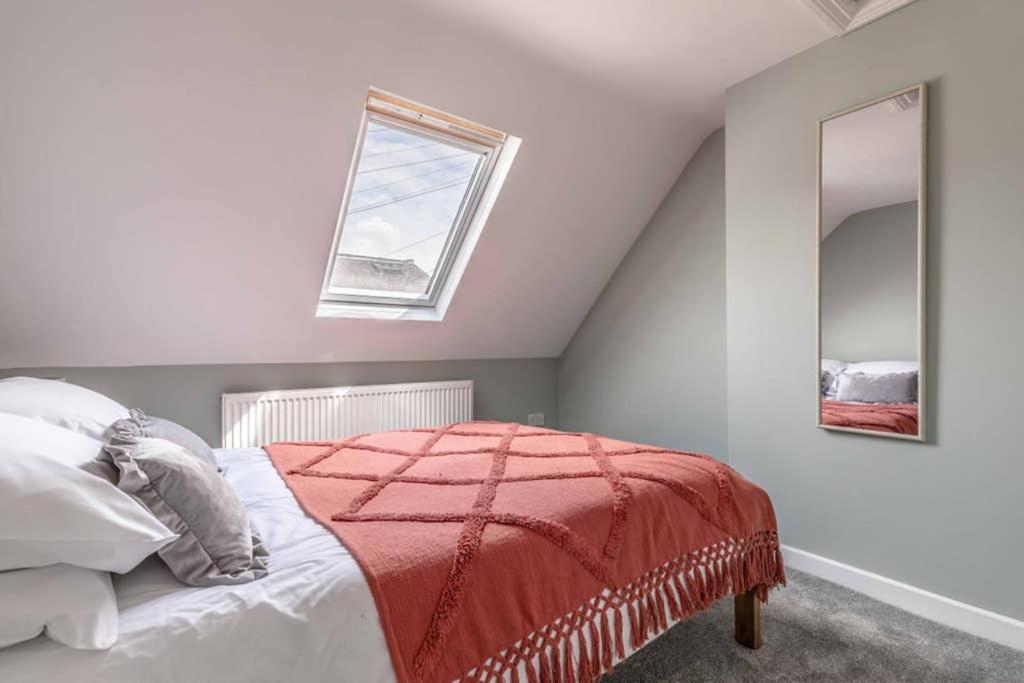 Charming In - Walk To Castle &shops! Holiday home