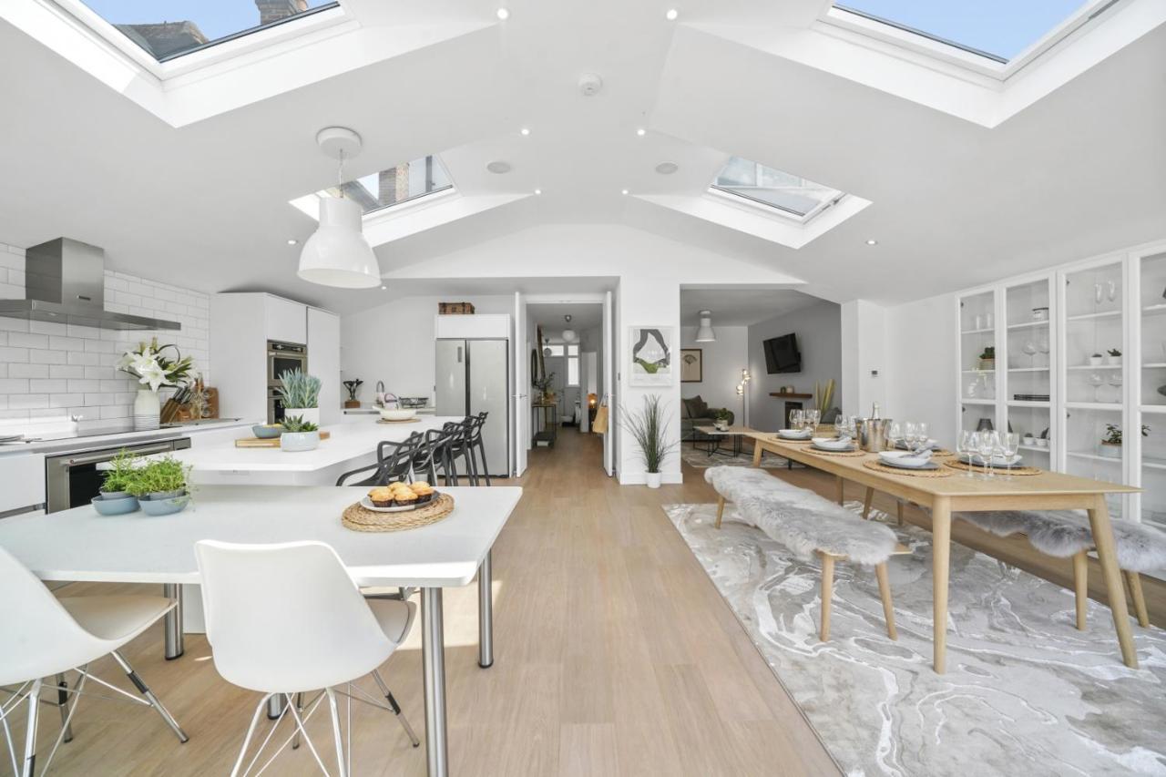 Clarence House-windsor-parking-5 Bed *
