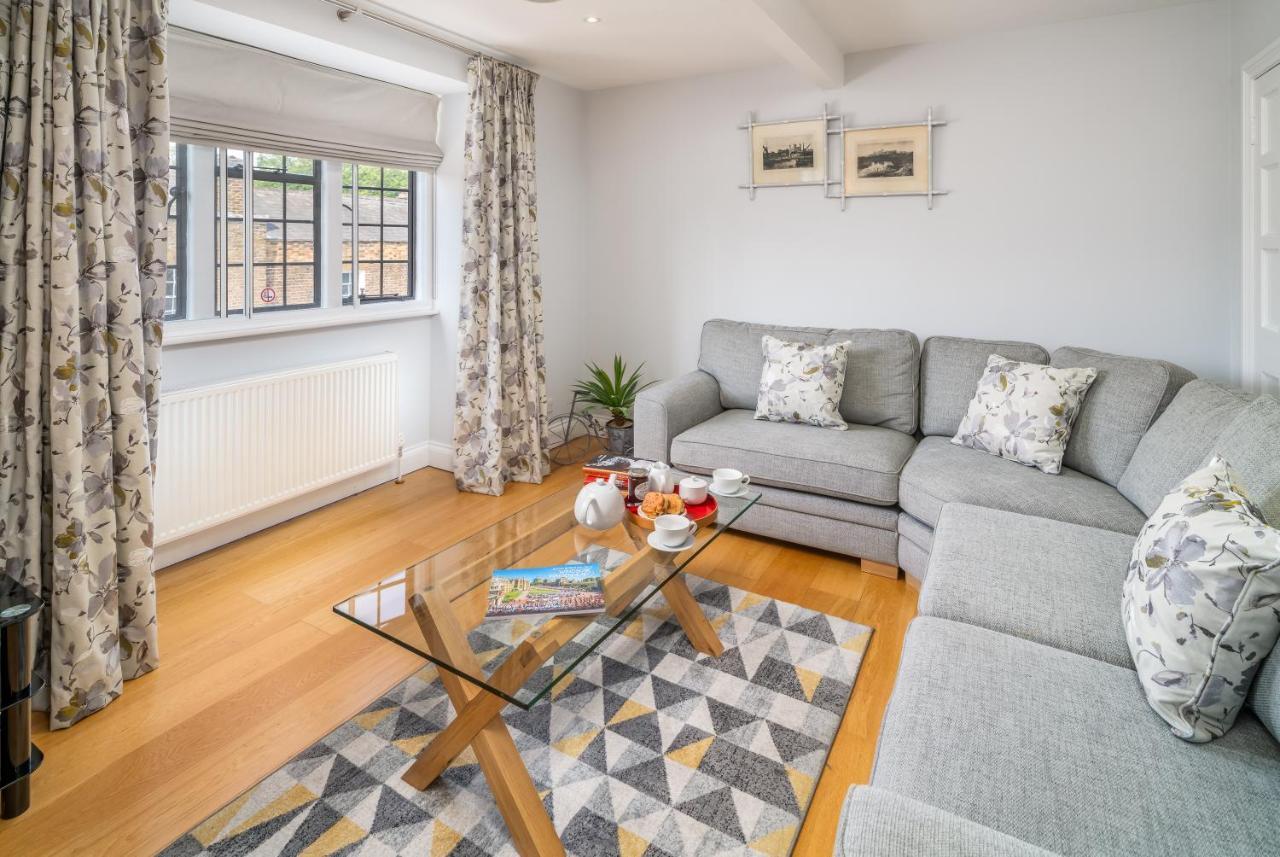 Castle Properties:eton-the College Windsor