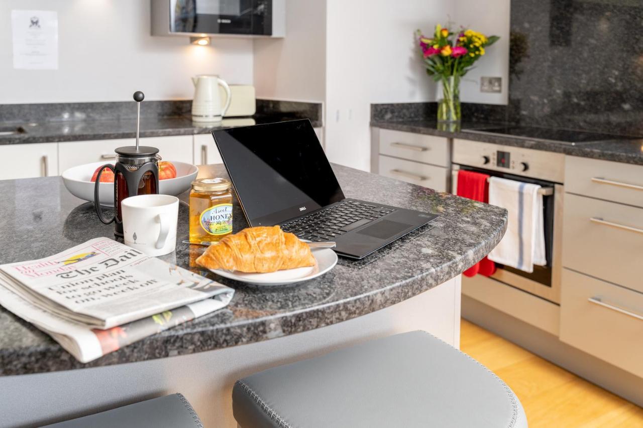 Castle Properties:eton-the College Apartment *