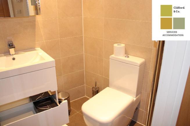 The Mulberry- Cliffordco Serviced Windsor, 1 Bedroom With Balcony And Free Parking * Windsor