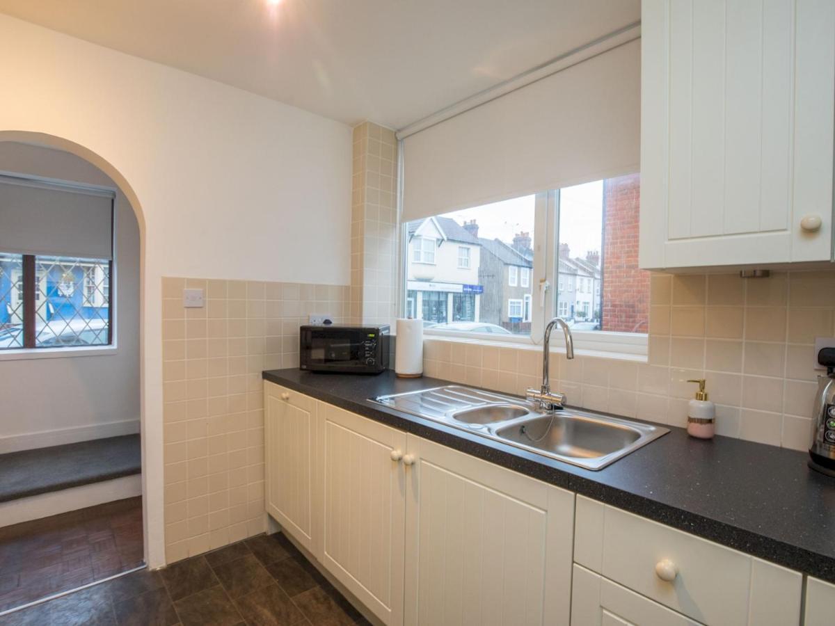 Pass The Keys Fabulous 6 Sleeper Great Location *