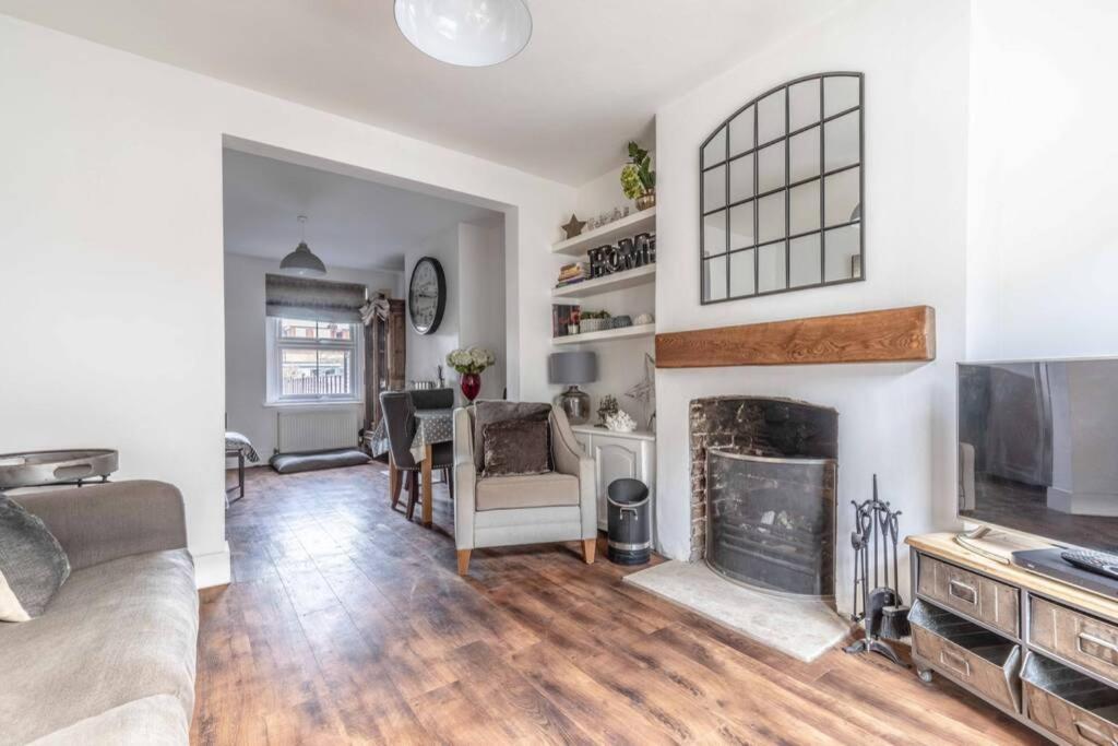Holiday home Victorian - Close 2 Legoland & The Castle! *