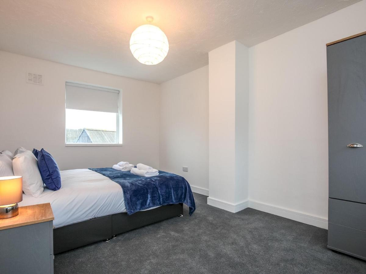 Pass The Keys Fabulous 6 Sleeper Great Location Holiday home Windsor