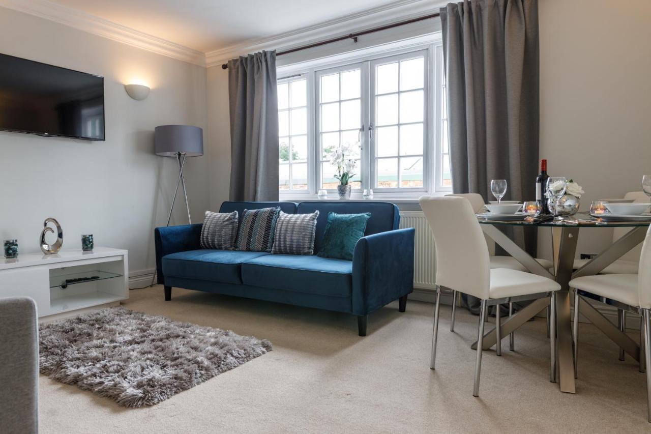 Apartment Modern 4br In Windsor, Near Marina And Thames Windsor