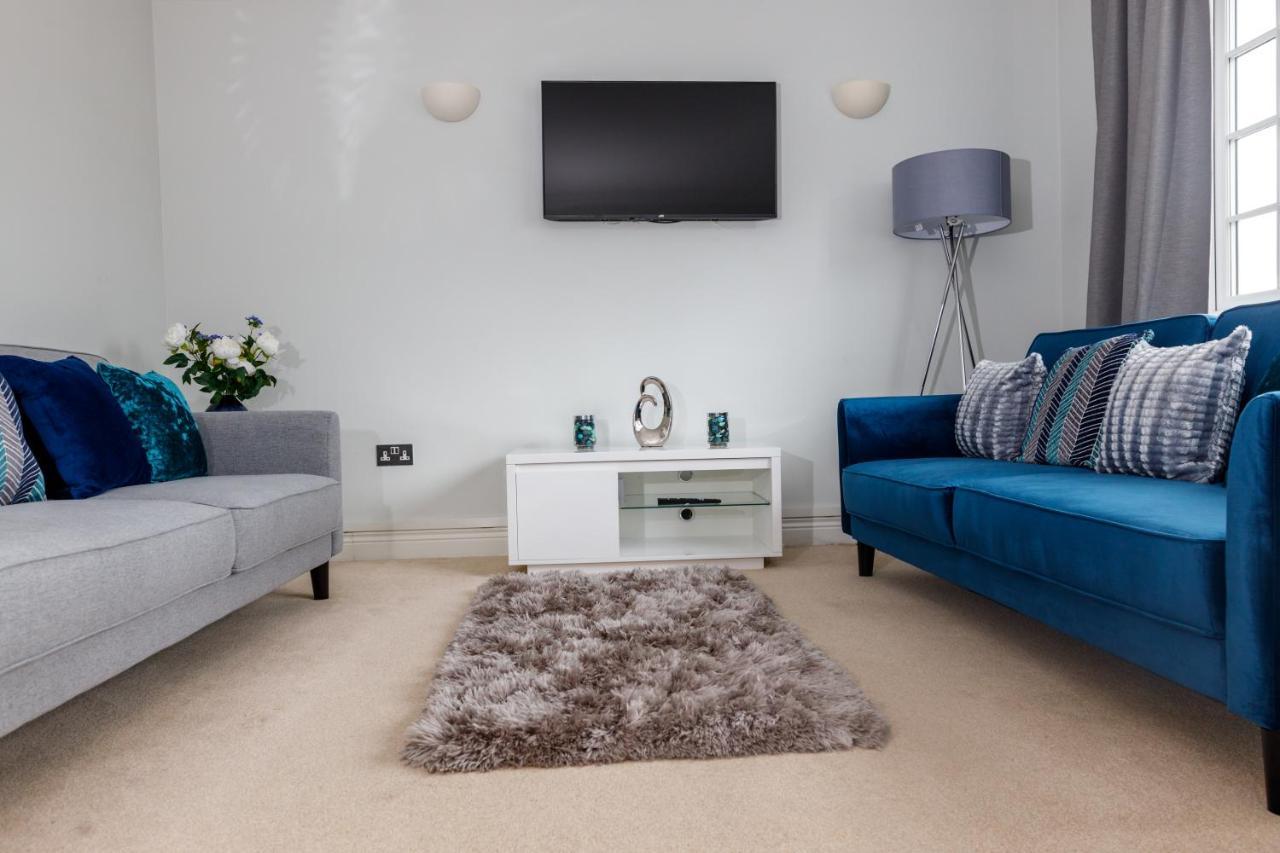 Modern 4br In Windsor, Near Marina And Thames Apartment Windsor