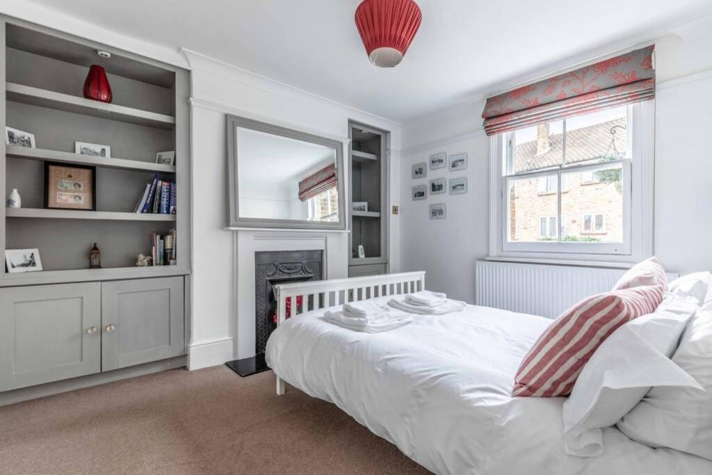 Holiday home Town Centre Victorian Townhouse Sleeps 6 *