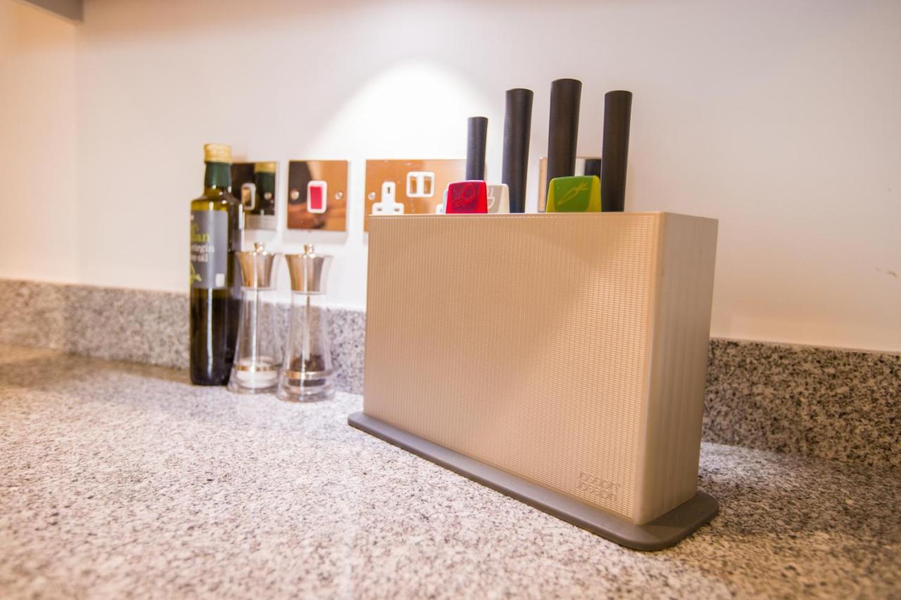 Urban Living's - The King Edward I Luxury In The Heart Of Apartment *