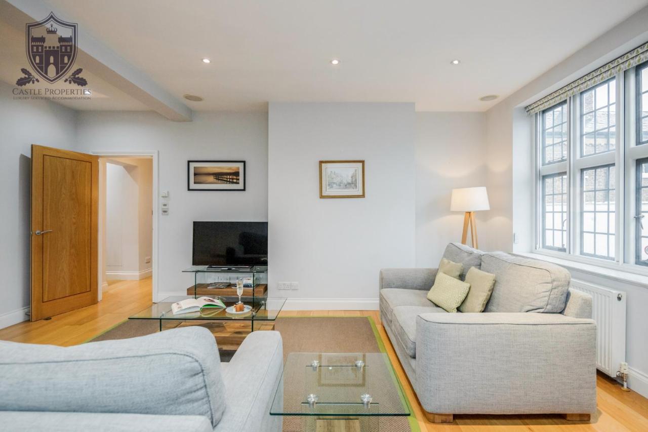 Castle Properties:eton-the College Apartment *