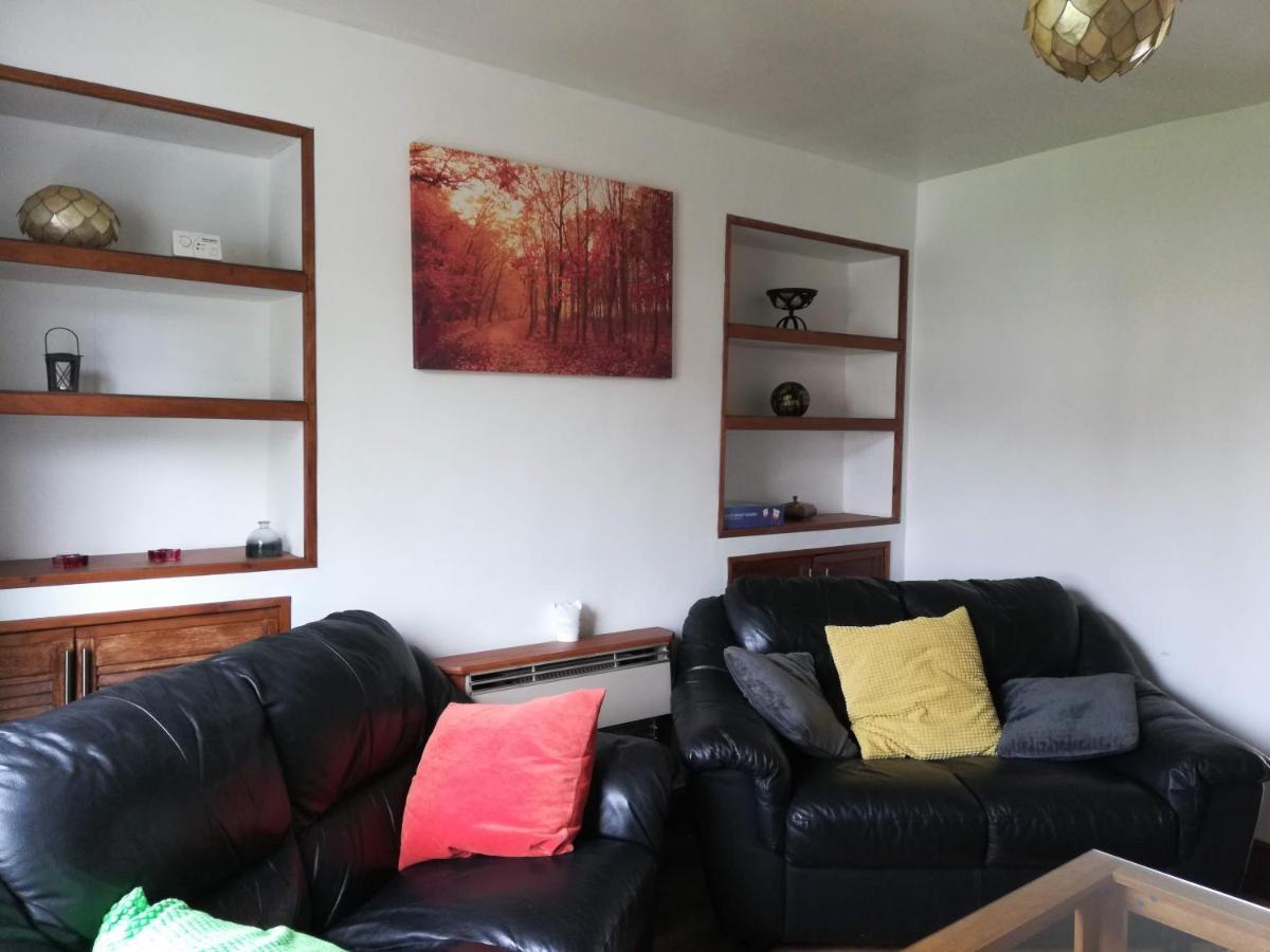 Comfy 3 Bed House Near Castle And Legoland