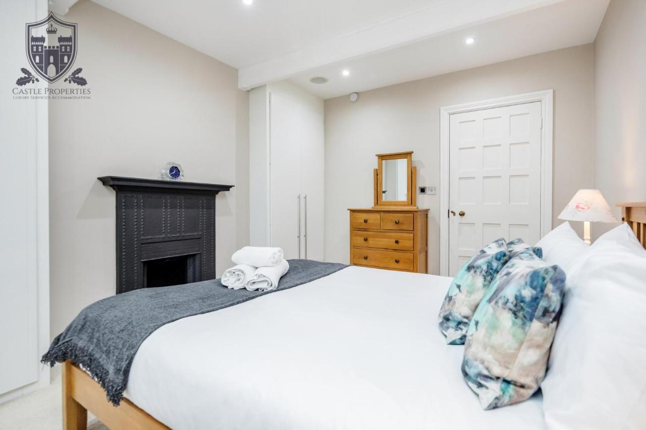 Castle Properties:eton-the College