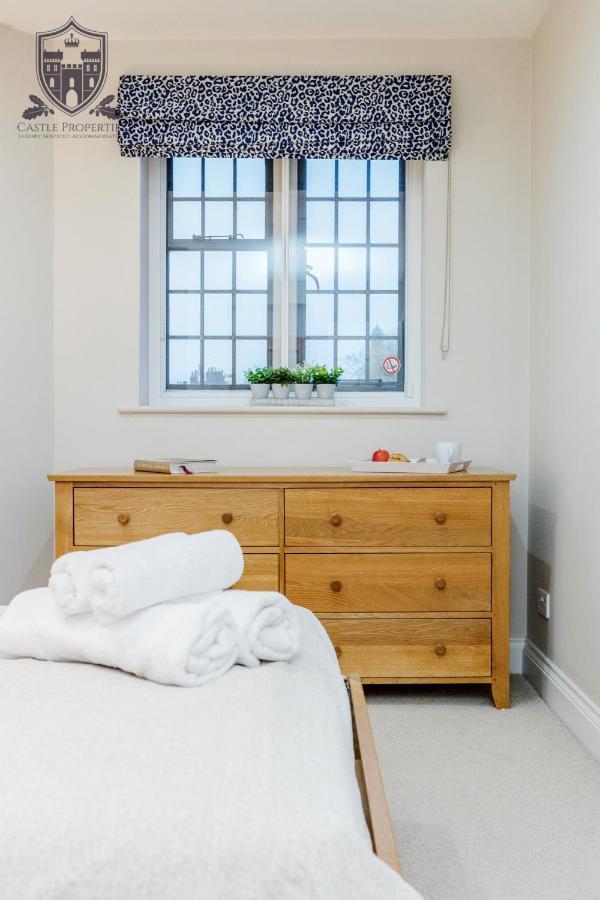 Castle Properties:eton-the College Apartment *
