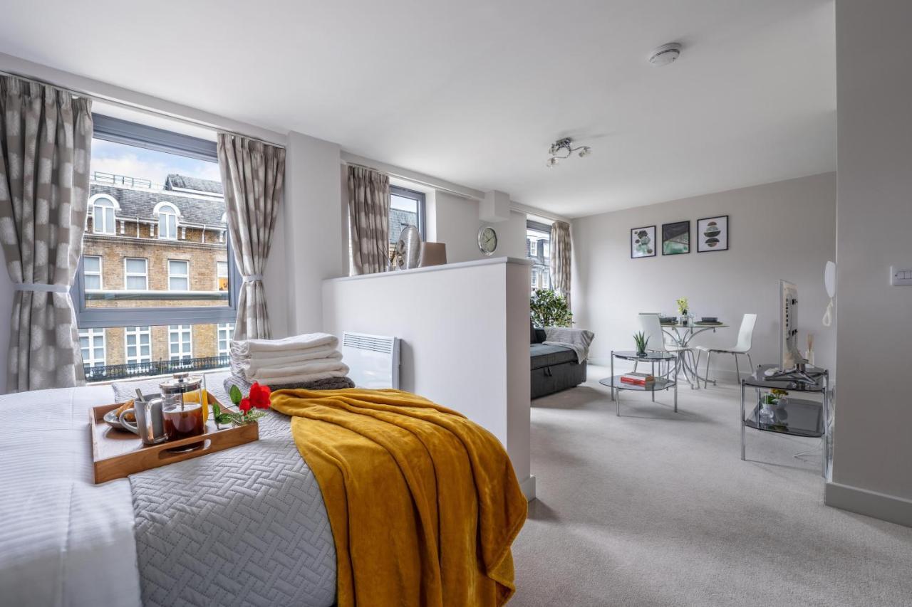 Luxury Apartment Windsor