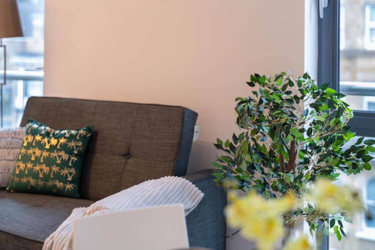 Luxury Apartment Windsor