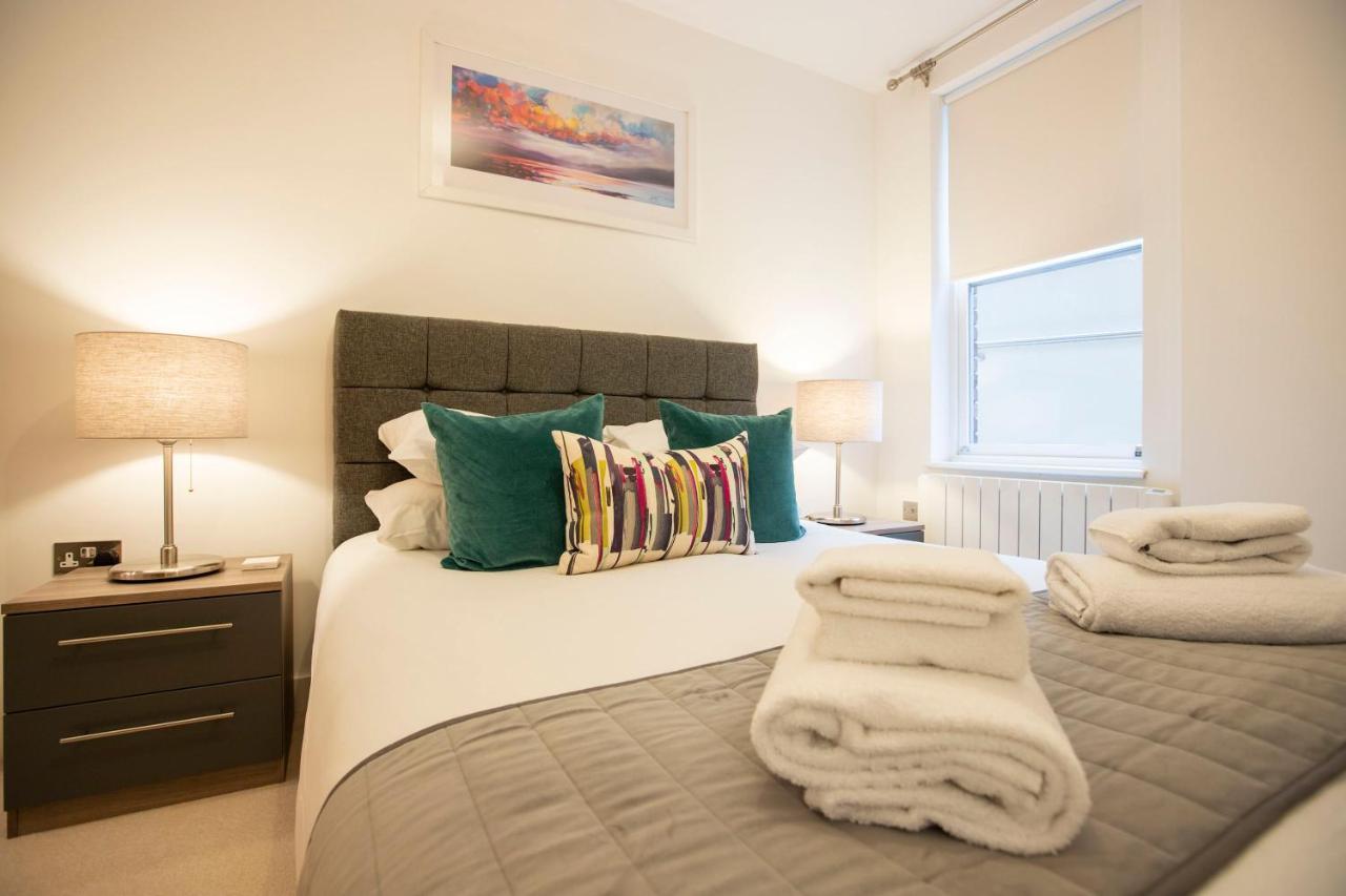 Urban Living's - The King Edward Ii Luxury In The Heart Of Apartment *