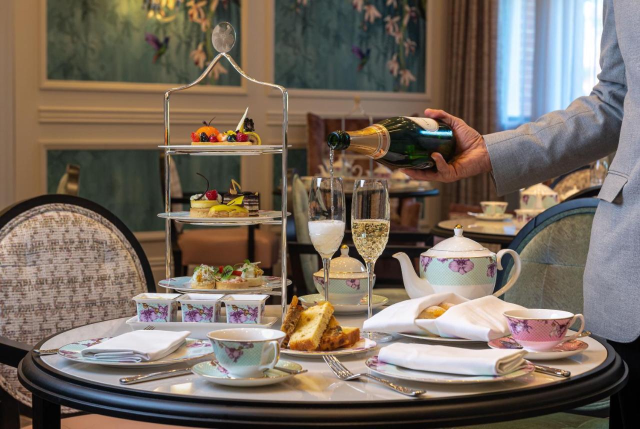 Fairmont Park Hotel 5*