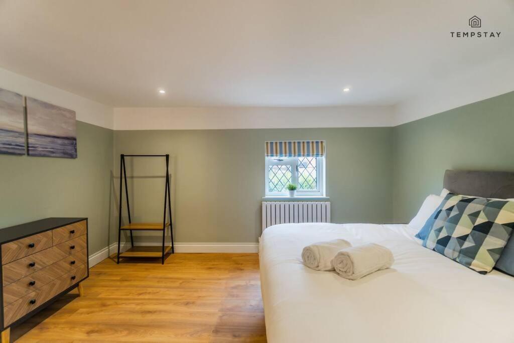Stylish With Free Parking - 10 Mins To Legoland! Apartment Windsor